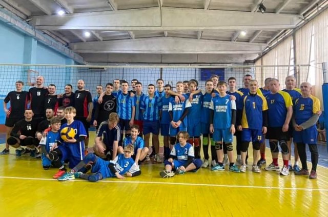 Голова Закарпатської облпрофради Іван Зелінський - срібний призер унікального волейбольного турніру