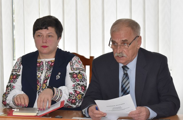 ПРЕЗИДІЯ. На засіданні Президії Федерації профспілок Вінниччини підбито підсумки атестації творчих колективів