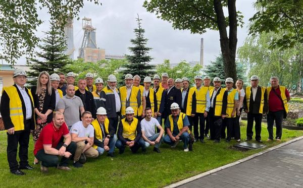 ЗУСТРІЧ ЧОТИРЬОХ ШАХТАРСЬКИХ ПОКОЛІНЬ 