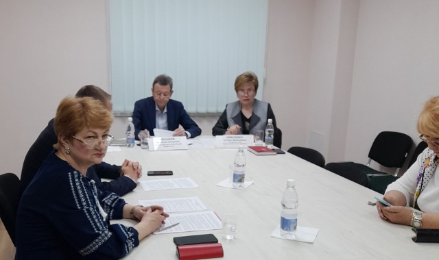 За участі профспілок розглянуто проблемні питання роботи промислових підприємств Києва