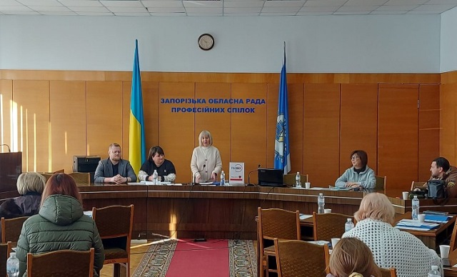 У Запоріжжі пройшов семінар – інформаційна сесія на тему „Гендерно зумовлене насильство. Правова та соціальна допомога постраждалим”