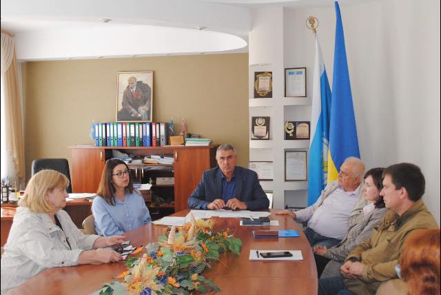 Щодо звітності про членство у профспілках
