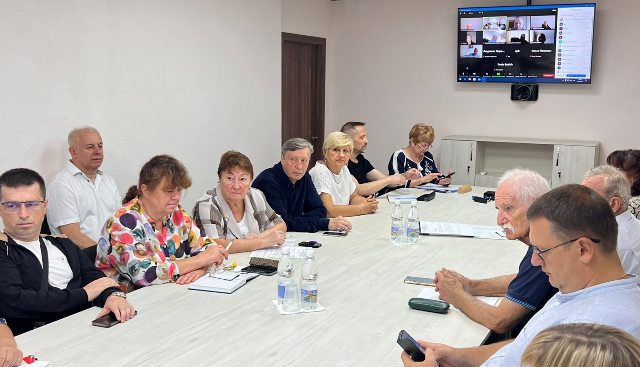 КИЇВ. Засідання Президії Київської міськпрофради 