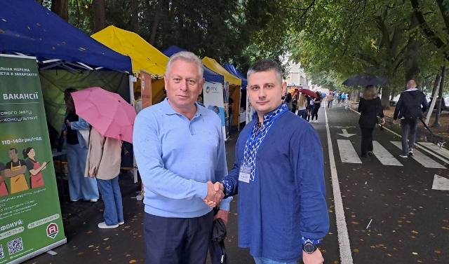 В УЖГОРОДІ ЗА УЧАСТІ ПРОФСПІЛОК ЗАКАРПАТТЯ ВІДБУВСЯ ЯРМАРОК ВАКАНСІЙ - 2023 