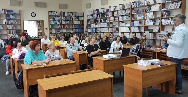 У Закарпатті відбувся творчий вечір голови Профспілки працівників державних установ України Юрія Піжука