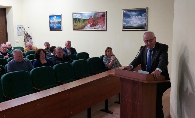 НА ЗАСІДАННІ ВИКОНКОМУ ОПХО