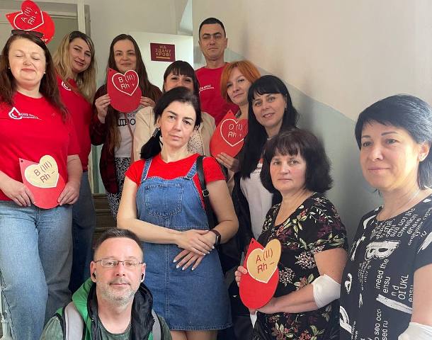 РІВНЕНЩИНА. Відбулася профспілкова акція "Твоя крапля крові врятує життя захисникові", ініційована Молодіжною радою ФПО