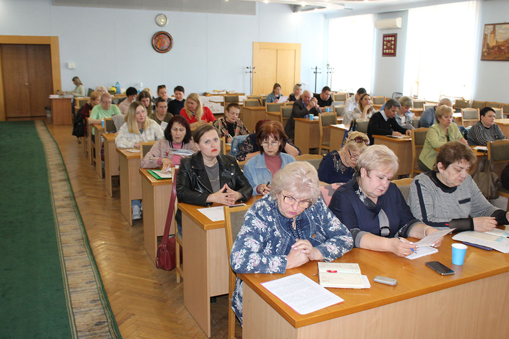 ДНІПРО. Більше знаєш - більше вмієш