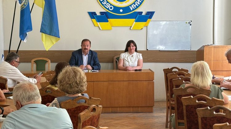 ЛЬВІВЩИНА. В Будинку профспілок відбулася нарада-семінар з представницею Західного МРУМЮ