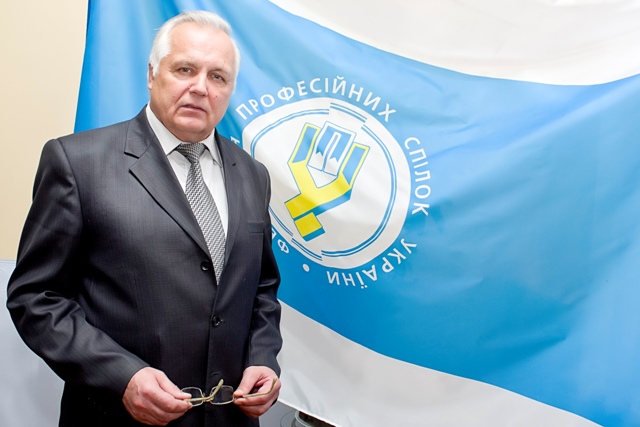 ВІТАЄМО З ПЕРЕОБРАННЯМ!
