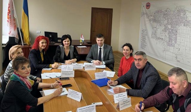 ЧЕРКАЩИНА. Засідання робочої групи з питань легалізації виплати заробітної плати та зайнятості населення 