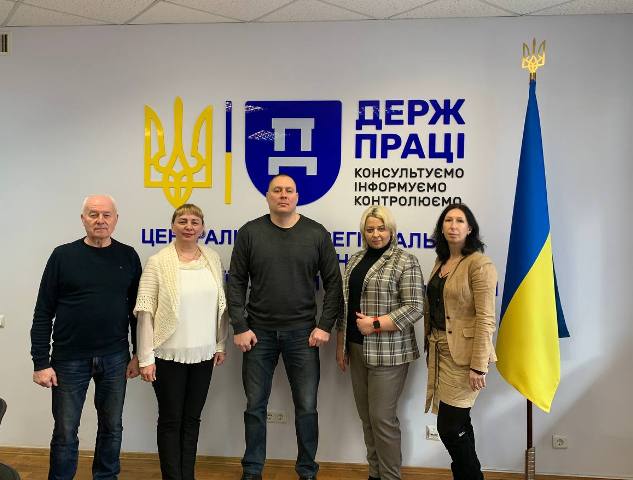 Профспілка спільно з Держпраці працює над впровадженням психосоціальної підтримки на робочому місці
