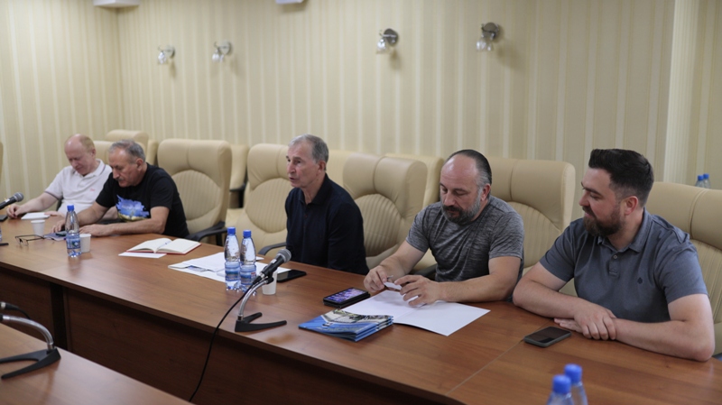 НА ШЛЯХУ ДО ЧЛЕНСТВА УКРАЇНИ В ОЕСР: ПРОФСПІЛКИ – АКТИВНІ УЧАСНИКИ ЕКОНОМІЧНОГО ОГЛЯДУ