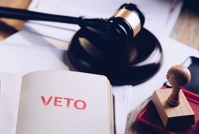 Профспілка про застосування право вето Президентом України