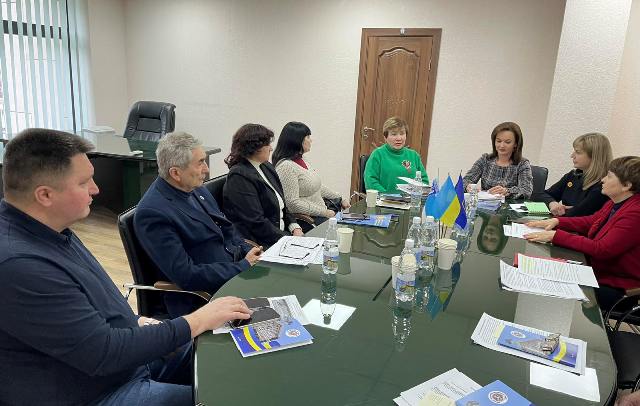 ЗУСТРІЧ З ОРГАНІЗАЦІЯМИ КИЇВСЬКОЇ МІСЬКПРОФРАДИ, ЯКІ ПРАЦЮЮТЬ ЗА ДОГОВОРАМИ  