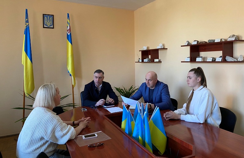 Робоча зустріч голови закарпатського територіального профспілкового об'єднання працівників соціальної сфери у Держпраці