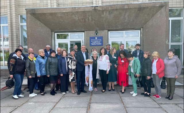 Був і коровай
