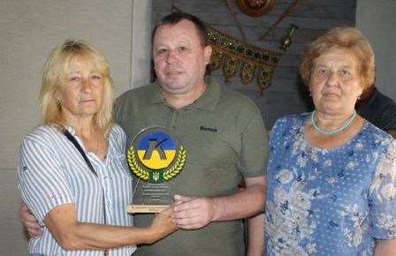 Пам'ятним призом ГО "ВФСТ "Колос" нагороджено закарпатця - призера Чемпіонату світу з фрістайлу