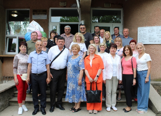На засіданні президії Закарпатської облорганізації Профспілки працівників АПК йшлося про колдоговірну та спортивну роботу