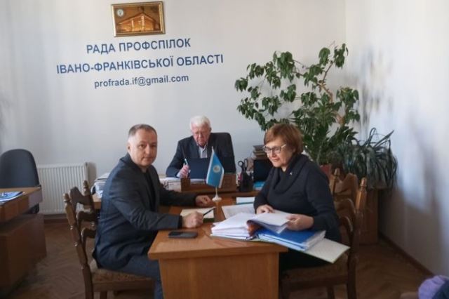 Громадський контроль профспілок - потужний механізм своєчасного виявлення небезпек, попередження виробничих, соціально-економічних ризиків