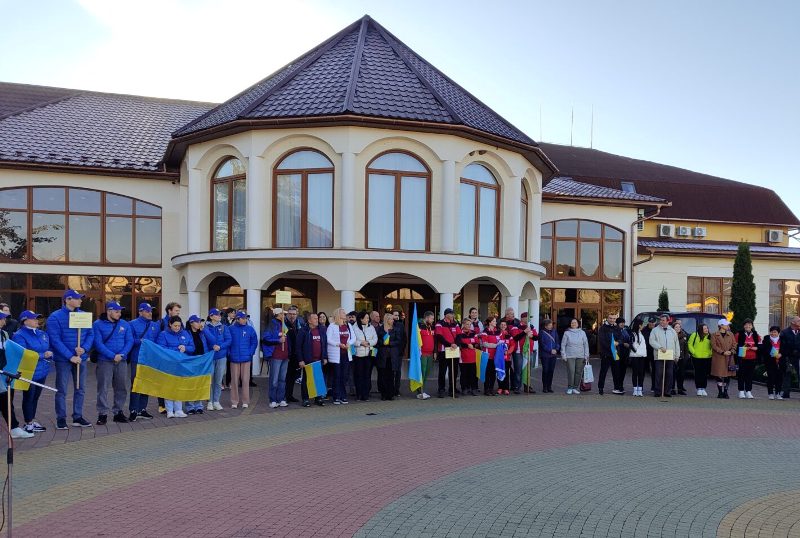 ОСВІТЯНИ - ПРОФСПІЛКОВЦІ ЗАКАРПАТТЯ ВИЗНАЧИЛИ КРАЩИХ У СПОРТИВНО - ПАТРІОТИЧНИХ ЗМАГАННЯХ У М. ІРШАВА