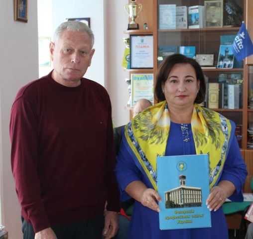 У ЗАКАРПАТТІ КРАЩІ ОРГАНІЗАТОРИ ОЗДОРОВЛЕННЯ ДІТЕЙ-2024 НАГОРОДЖЕНІ ВІДЗНАКАМИ ФЕДЕРАЦІЇ ПРОФСПІЛОК УКРАЇНИ