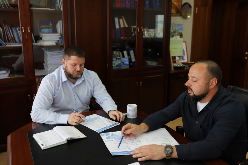 Голова Федерації профспілок України Сергій Бизов провів робочу зустріч з головою Національного агентства кваліфікацій Юрієм Баланюком