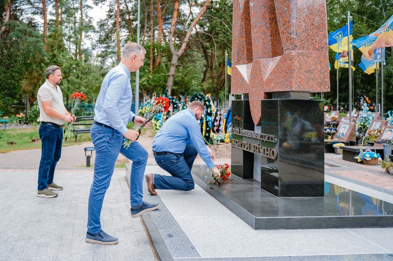 Шлях поколінь: від історії воєн до сучасної боротьби українців