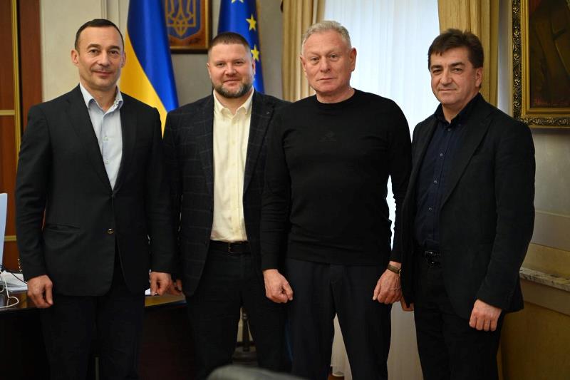 Після 13 років паузи: соціальний діалог у Закарпатті повертається в дію