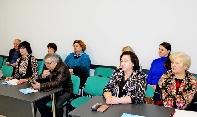 На засіданні Президії Закарпатської облпрофради - про профспілкове членство, передплату видань профспілок, навчальний семінар