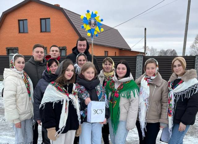 ВОЛИНЬ. Працівники культури - члени профспілки зібрали більше 800000 грн на потреби фронту