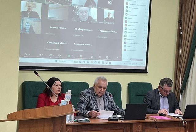 НА ЗАСІДАННІ ВИКОНКОМУ ОПХО