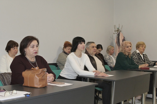 На засіданні президії Закарпатської облпрофради - про соціальний діалог, колдоговірну роботу, Книгу пам'яті та Літопис слави