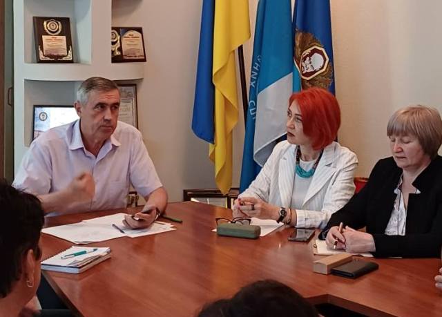Обговорено ситуацію щодо оплати праці у закладах профтех освіти Черкащини