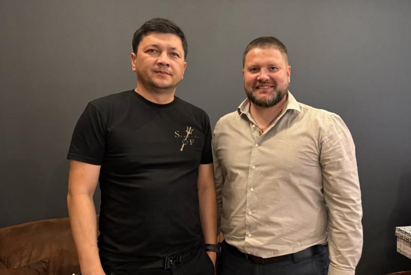 Без назви