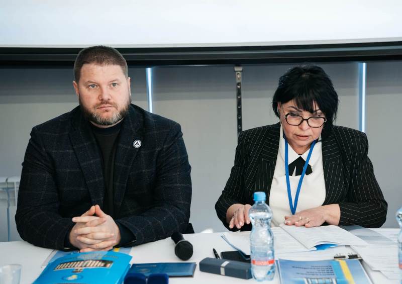 Профспілки Полтавщини визначили пріоритети розвитку і підтримали кандидатуру Сергія Бизова на посаду Голови ФПУ