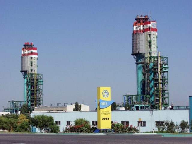 Профспілки домоглися відновлення роботи Одеського припортового заводу