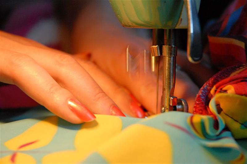 9 червня - День працівників текстильної і легкої промисловості