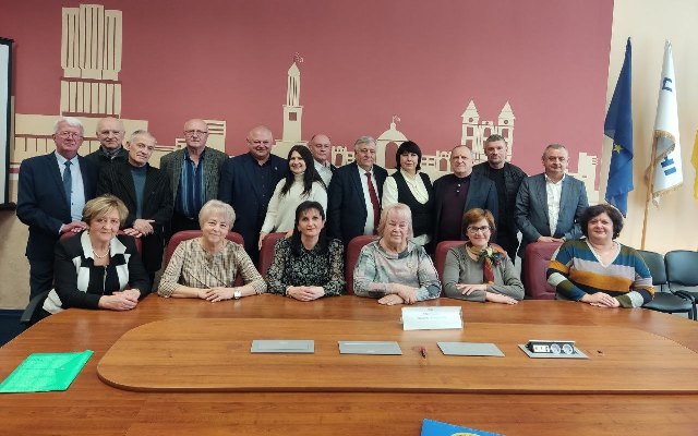 ПРИКАРПАТТЯ: МАЛИМИ КРОКАМИ, АЛЕ ВТІЛЮЮЧИ МЕТУ
